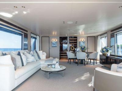Athens Gold Yachting - Motor Yacht MRS L / Interior